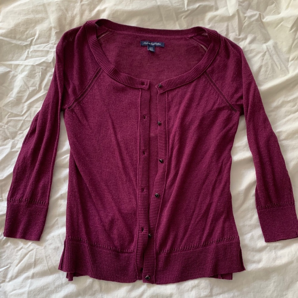❌ SOLD ❌  American Eagle Light Cardigan